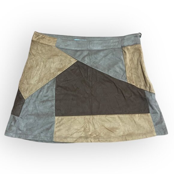 New York And Company Faux Suede Patchwork Mini Skirt Size 8 - Picture 4 of 5